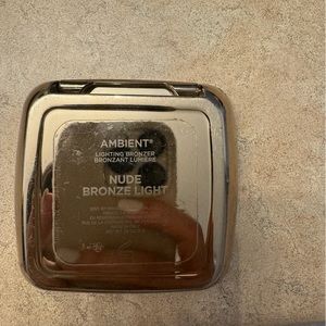 Hourglass bronzer
